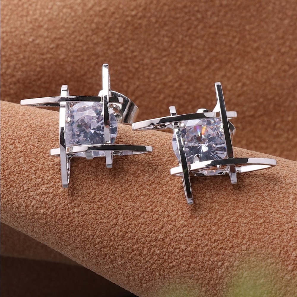 Gorgeous Square Zircon Stud Earrings - Picture 9 of 9